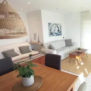 Bright Near The And Barcelona By Train Appartement